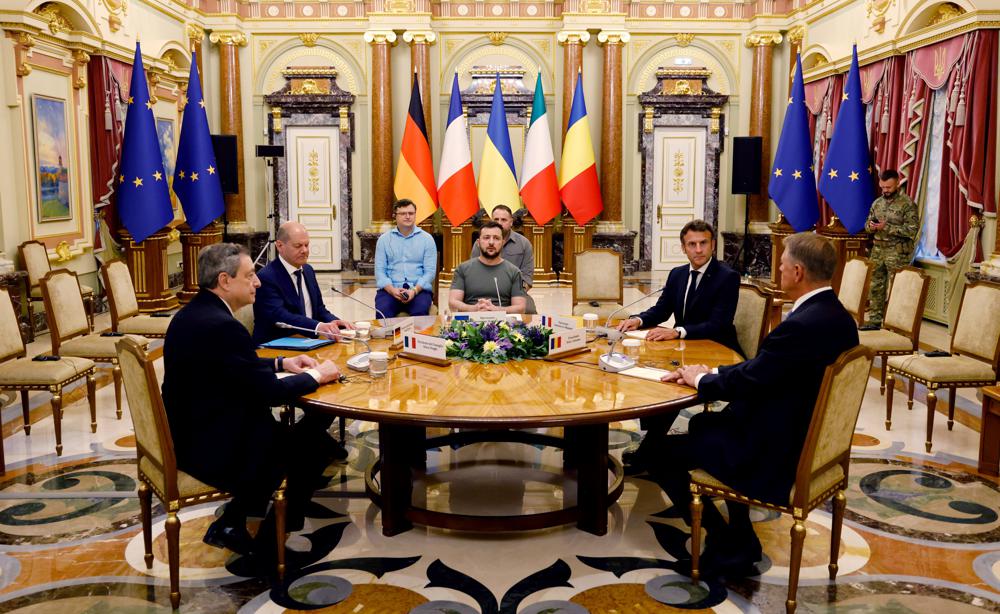 EU LEADERS